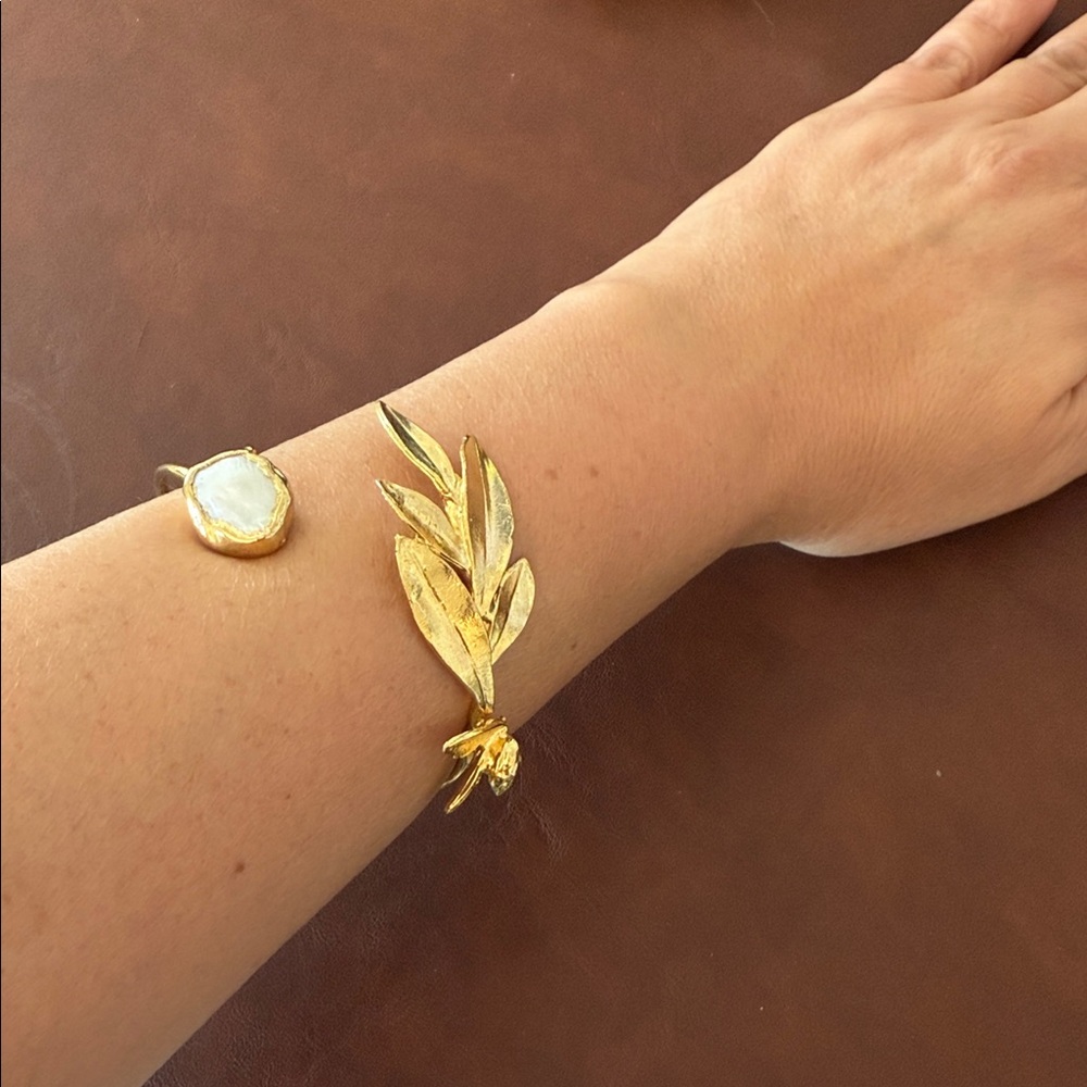 Gold Leaf Bracelet made in Greece